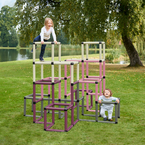 Super Climbing Pyramid Home
