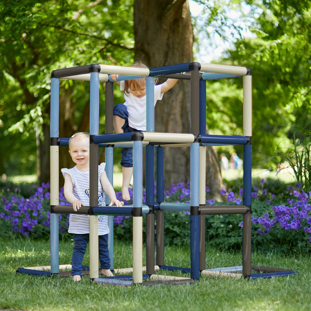 Jungle Gym for Kids Climbing Pyramid Home – QUADRO Toys